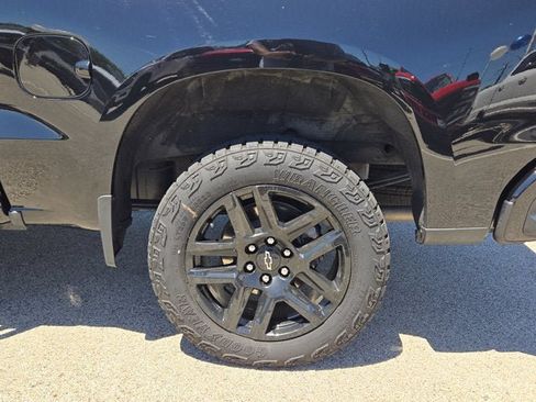 Used 2024 Chevrolet Silverado 1500 LT Trail Boss w/ LT Trail Boss Premium Package AWD/4WD image 16