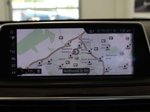 Used 2017 BMW 750i xDrive AWD/4WD image 14
