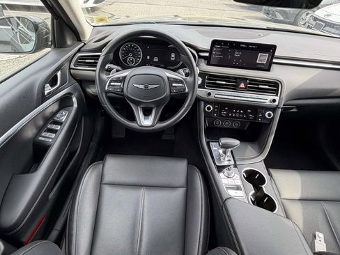 Certified 2025 Genesis G70 2.5T AWD/4WD image 14