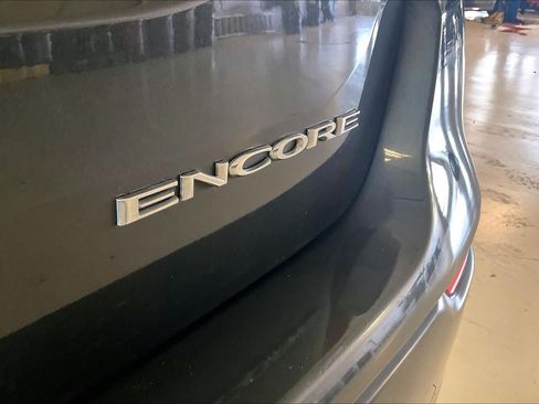 Used 2018 Buick Encore Preferred FWD image 9