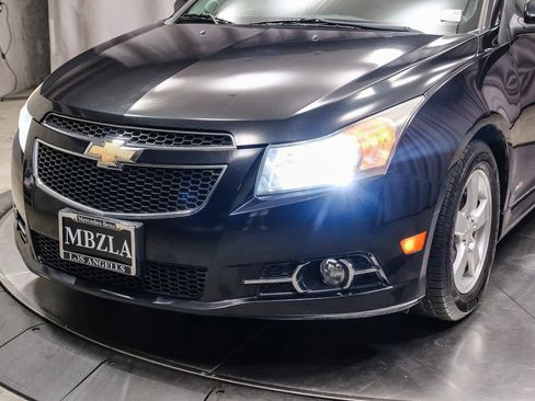 Used 2014 Chevrolet Cruze LT w/ RS Package FWD image 11