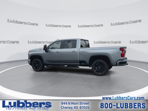 Used 2025 Chevrolet Silverado 2500 LTZ w/ LTZ Convenience Package image 6