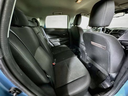 Used 2014 Mitsubishi Outlander Sport SE AWD/4WD image 25