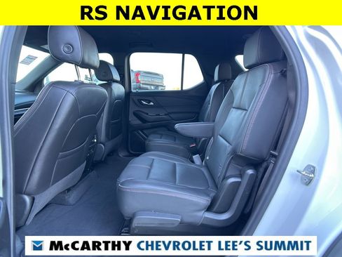Used 2023 Chevrolet Traverse RS image 32