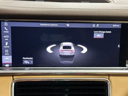 Used 2018 Porsche Panamera image 42