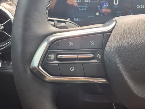 Used 2026 Chevrolet Equinox LT FWD image 15