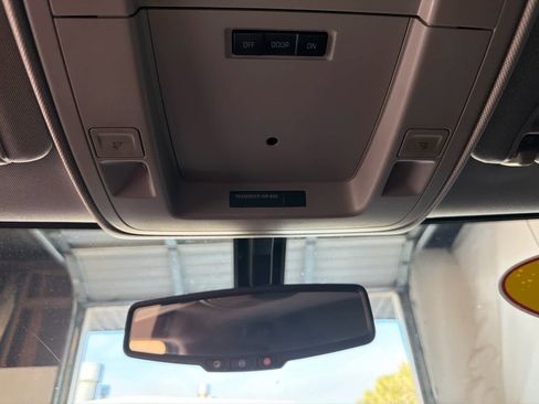 Used 2019 Chevrolet Silverado 1500 LT w/ All Star Edition image 36