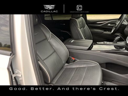 Certified 2024 Cadillac Escalade Sport w/ LPO, ONYX Package AWD/4WD image 29