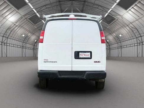 Used 2022 GMC Savana 2500 w/ Driver Convenience Package image 6