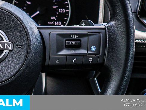 Used 2024 Nissan Rogue SV AWD/4WD image 27