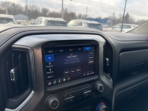 Used 2019 Chevrolet Silverado 1500 LT image 10