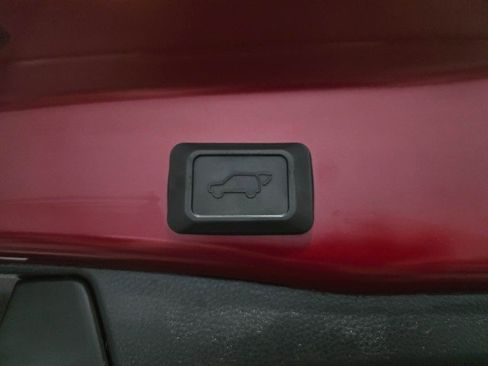Used 2022 Toyota RAV4 XLE w/ Convenience Package AWD/4WD image 37