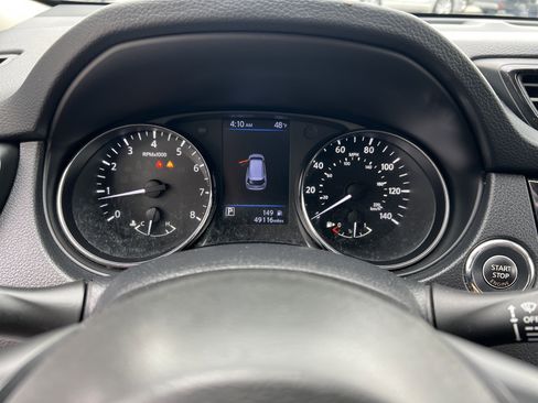 Used 2019 Nissan Rogue SV image 31