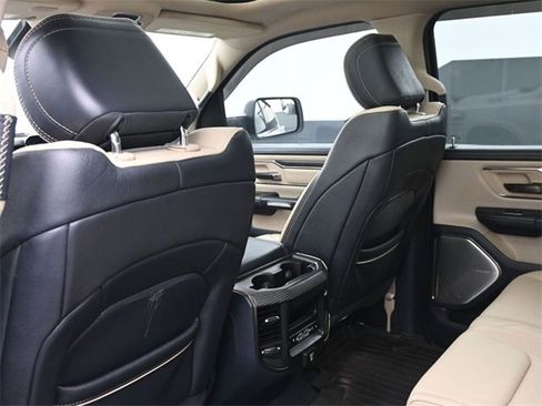 Used 2019 RAM 1500 Limited image 10