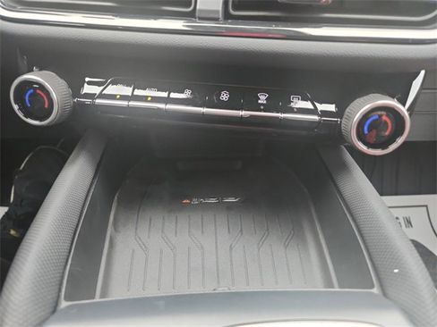 New 2026 Chevrolet Equinox EV RS image 30