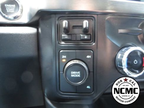 Used 2024 Ford F250 Lariat image 37