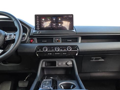 New 2026 Honda Pilot Touring image 17