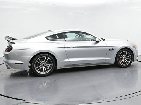 Used 2015 Ford Mustang GT RWD image 8