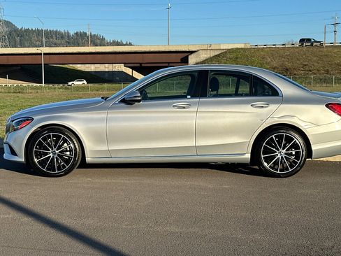Used 2021 Mercedes-Benz C 300 Sedan image 6