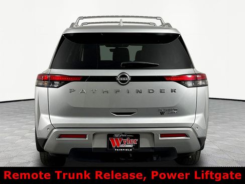 Used 2025 Nissan Pathfinder Platinum AWD/4WD image 5