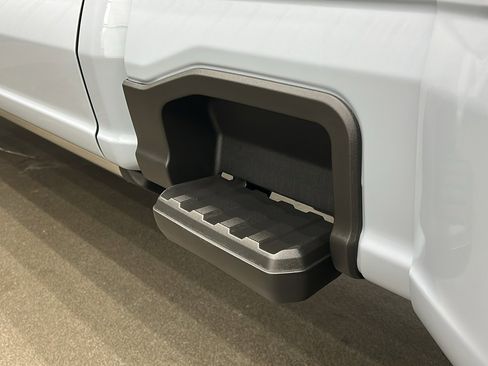 Used 2026 Ford F450 Platinum image 16