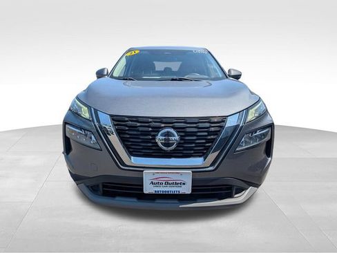 Used 2021 Nissan Rogue SV AWD/4WD image 2