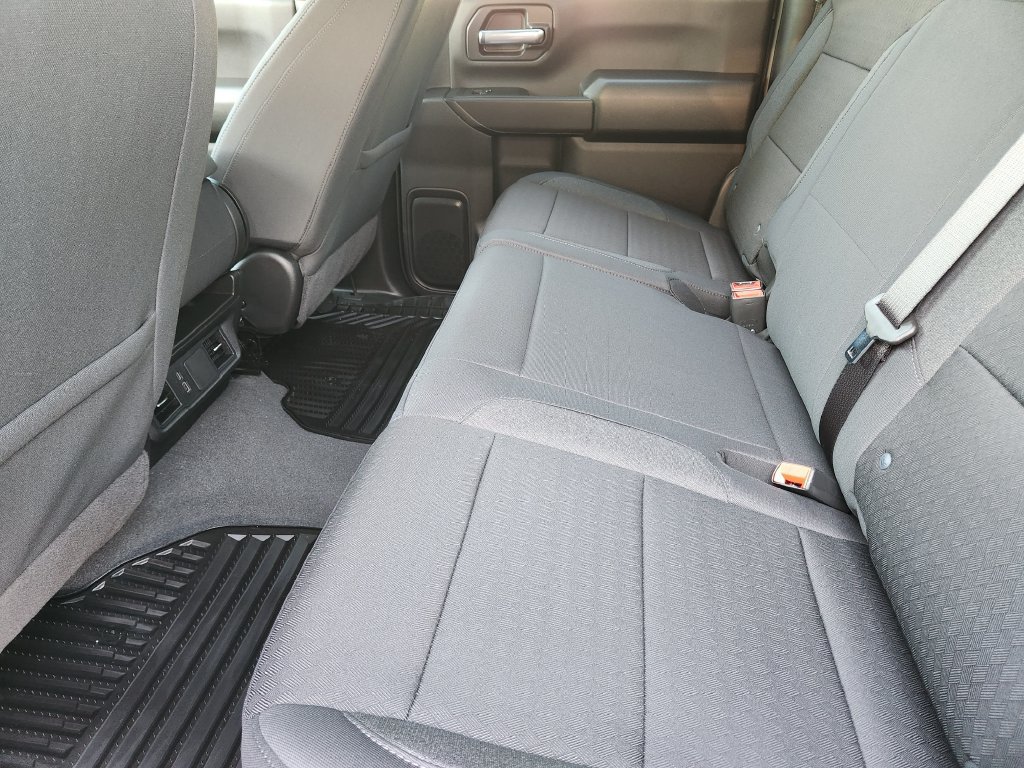 New 2026 Chevrolet Silverado 2500 Custom w/ Custom Value Package AWD/4WD image 18