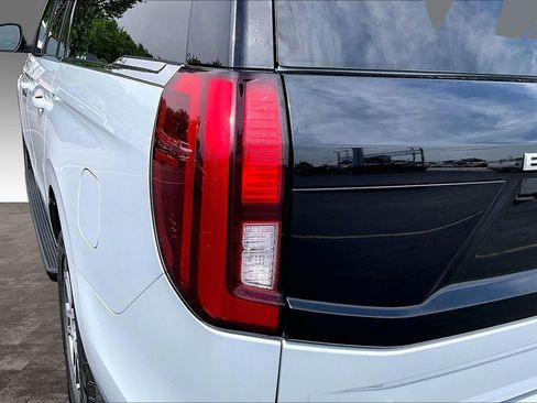 Used 2025 Ford Expedition Max Active AWD/4WD image 32