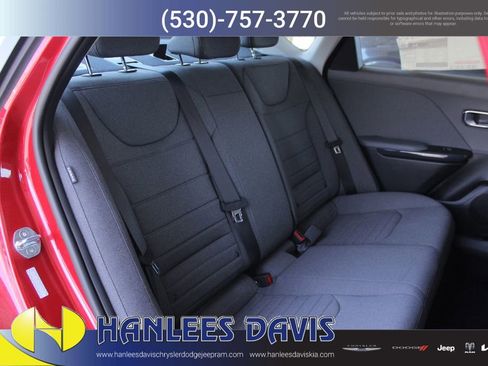 Used 2025 Kia K4 EX image 14