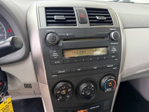 Used 2010 Toyota Corolla LE w/ LE EVP Pkg #1 FWD image 21