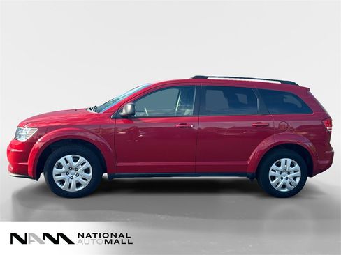 Used 2018 Dodge Journey SE image 2