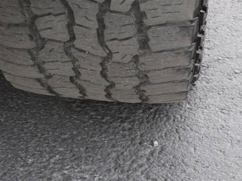 Used 2021 GMC Canyon Denali image 41