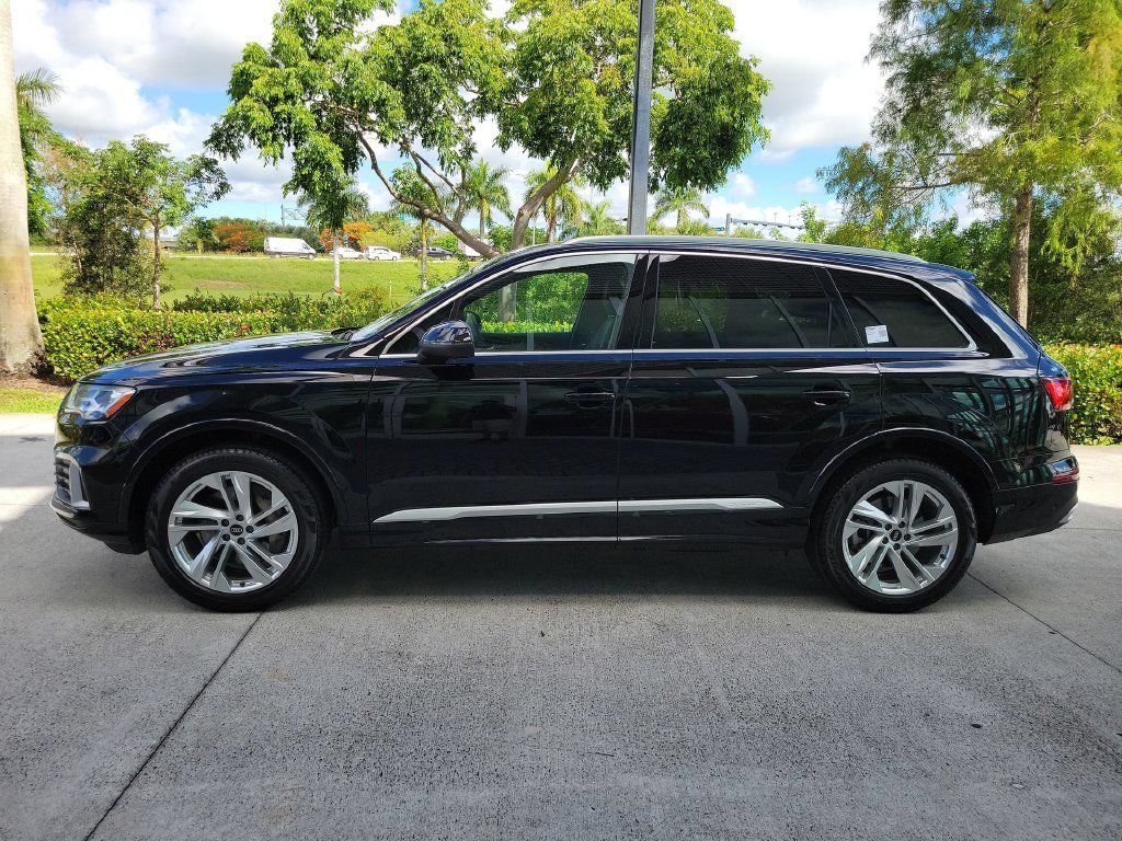 Used 2021 Audi Q7 2.0T Premium Plus w/ Premium Plus Package AWD/4WD image 4