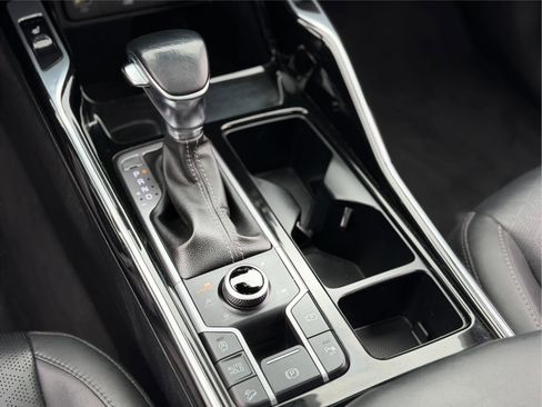 Used 2023 Kia Sorento SX image 22