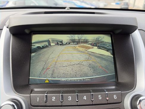 Used 2016 Chevrolet Equinox LTZ w/ Enhanced Convenience Package image 15