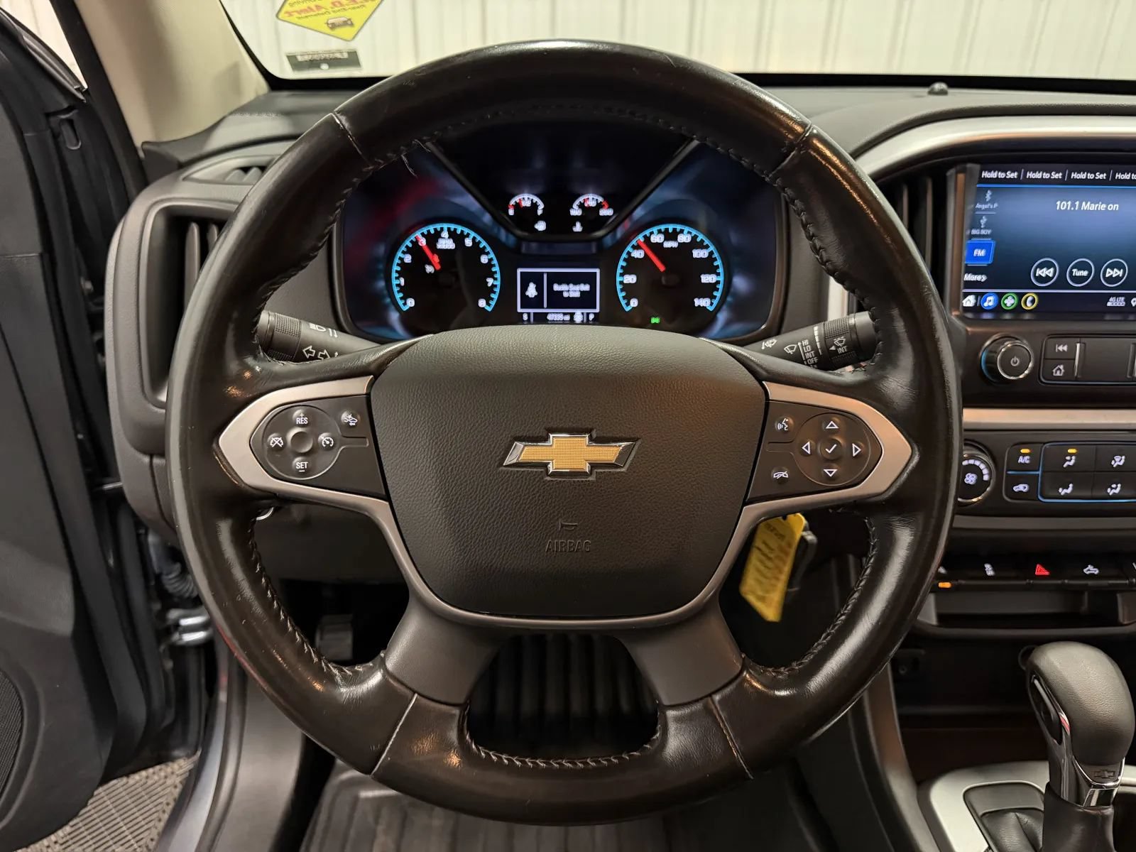 Used 2022 Chevrolet Colorado LT w/ Fleet Safety Package RWD image 20
