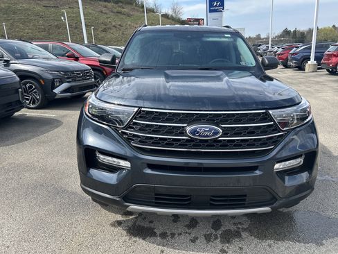 Used 2022 Ford Explorer XLT w/ Equipment Group 202A image 30