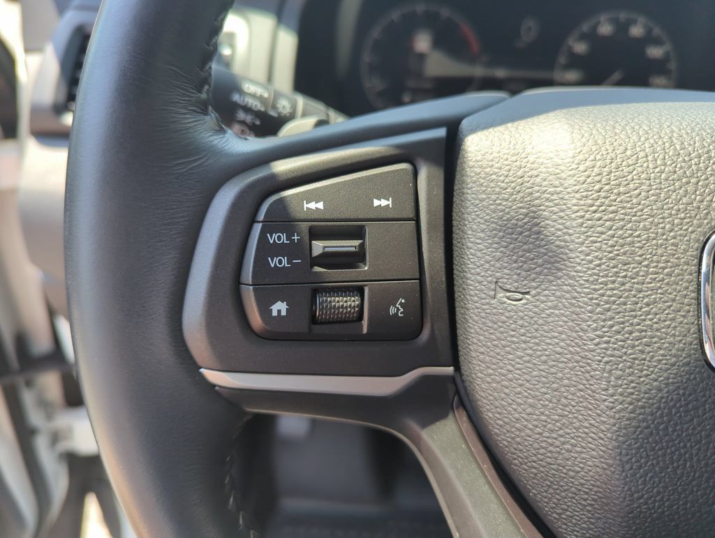 Used 2025 Honda Ridgeline RTL image 21