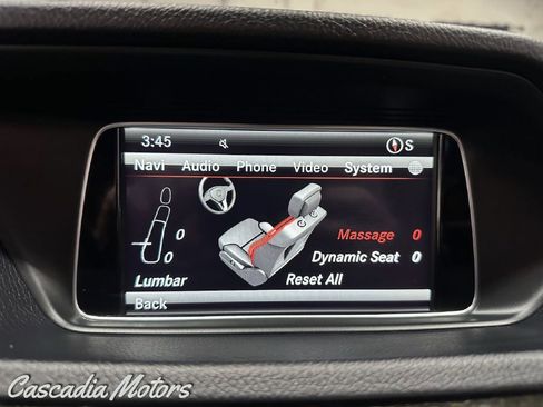 Used 2014 Mercedes-Benz E 550 4MATIC Sedan image 38