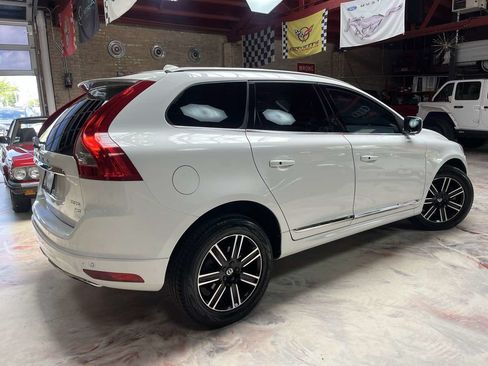 Used 2016 Volvo XC60 T6 Platinum AWD/4WD image 2
