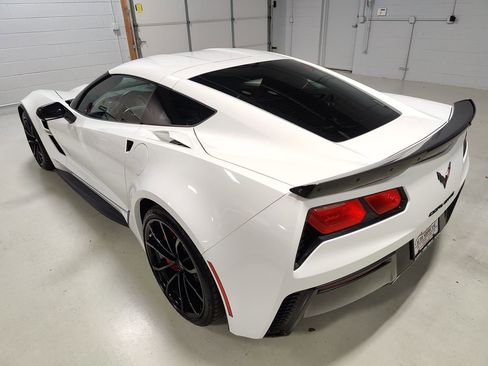 Used 2017 Chevrolet Corvette Grand Sport image 19