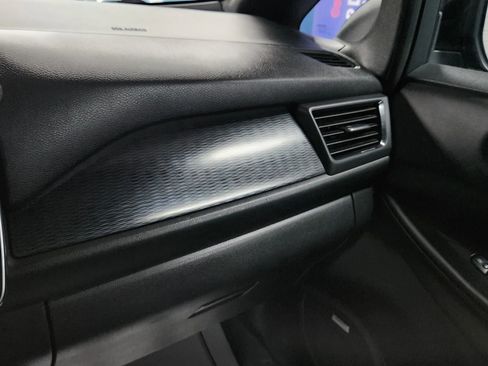 Used 2019 Nissan Leaf SL w/ SL Technology Package image 44