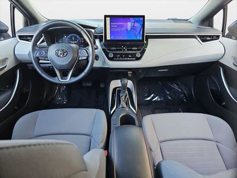 Certified 2025 Toyota Corolla SE w/ SE Premium Package FWD image 19
