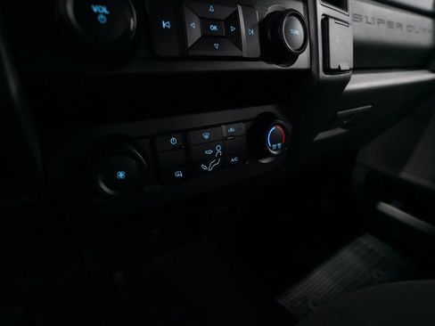 Used 2021 Ford F250 XL w/ Power Equipment Group RWD image 20