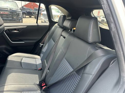 Used 2020 Toyota RAV4 XSE AWD/4WD image 32