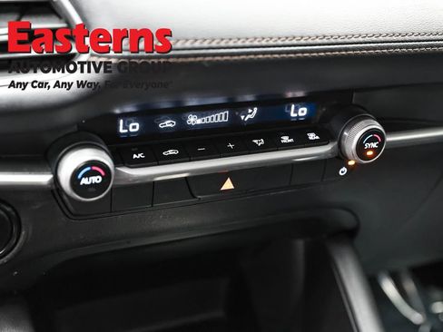 Used 2024 MAZDA MAZDA3 s FWD image 20