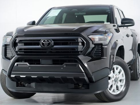 Used 2024 Toyota Tacoma SR w/ SR Upgrade Package image 3