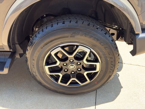 New 2026 Ford Bronco Outer Banks AWD/4WD image 23