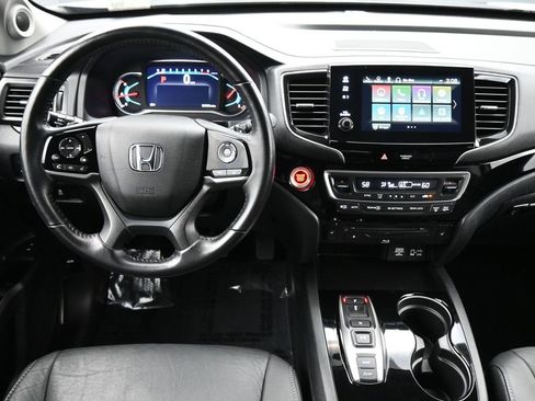 Used 2021 Honda Pilot Touring image 7