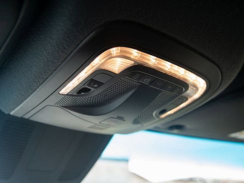 Used 2024 Mercedes-Benz Sprinter 3500 image 38